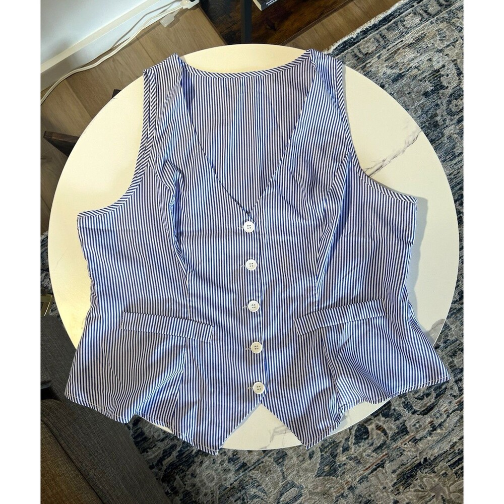 SHEIN Curve Blue & White Striped Button-Front Suit Vest Top – Size 1XL